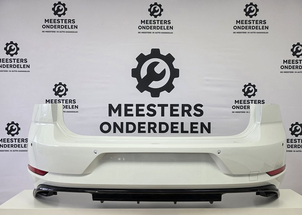 VW Golf 7,5 Achterbumper Facelift 4X PDC