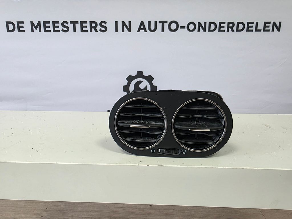 VW Tiguan/Golf Plus Luchtrooster Links 5M819709