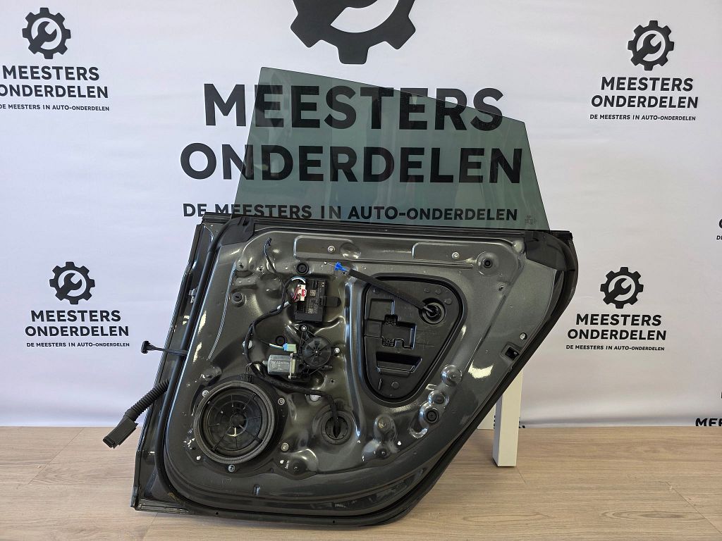 Audi A5 Portier compleet Rechts achter origineel GEBRUIKT 8W8833052J