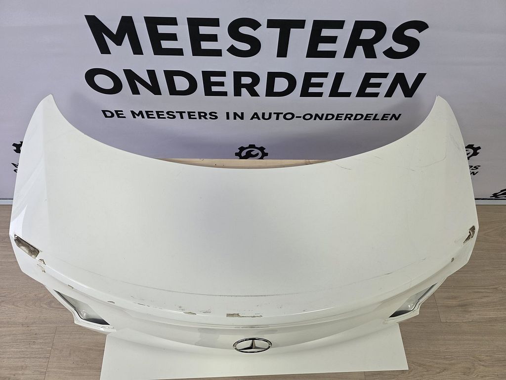 Mercedes C205 kofferdeksel orig gebruikt A2057501675 K001