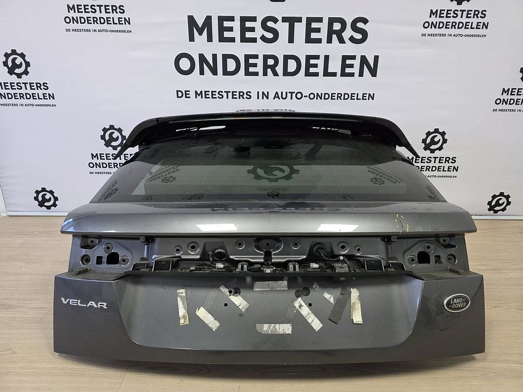 Range Rover Velar Achterklep + Camera gebruikt LR110352