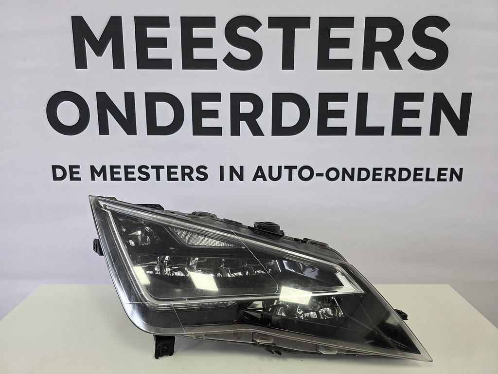 Seat Leon 5F KoplamP Full LED Rechts 5F1941008A