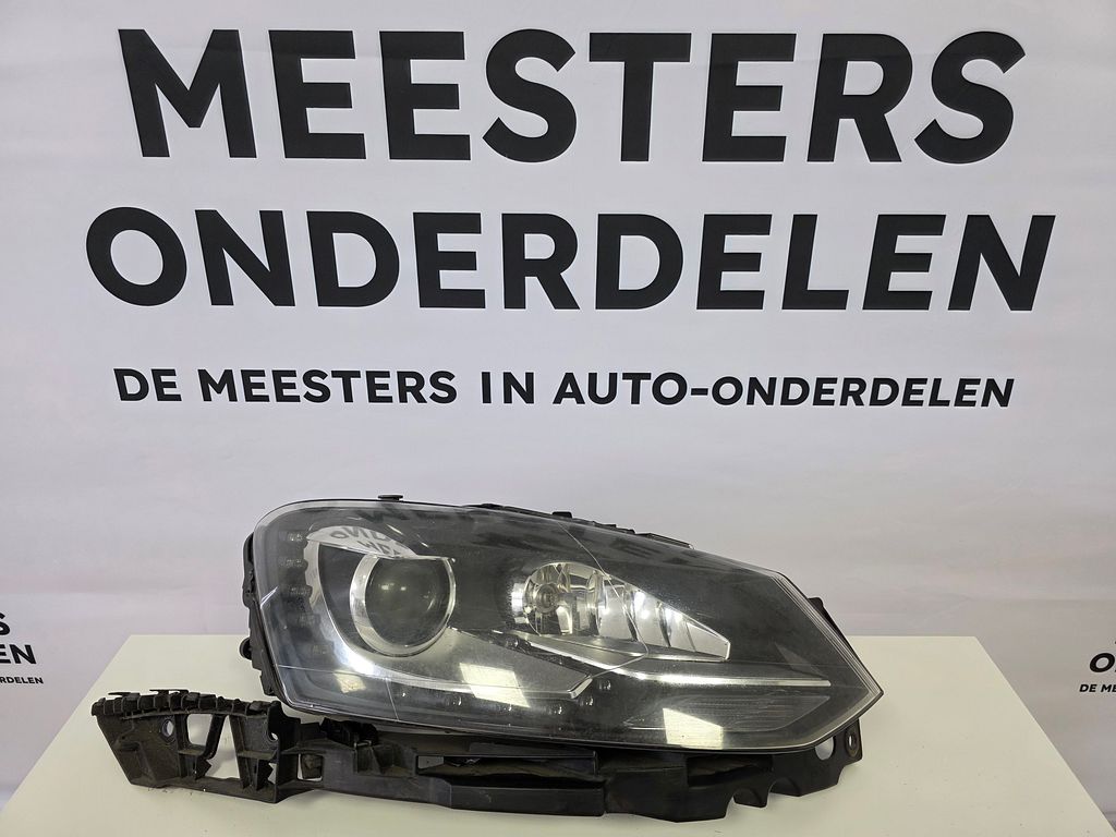 VW Polo 6R Koplamp Rechts Xenon/Led 6R1941032B