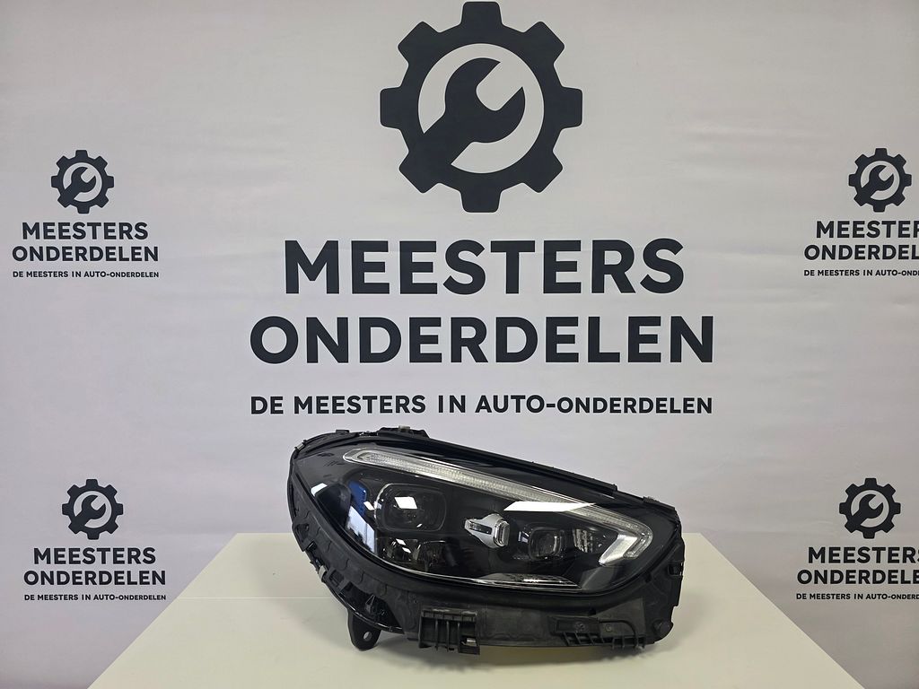 Mercedes C-Klasse (w206) Koplamp Rechts Digi LED A2069063003