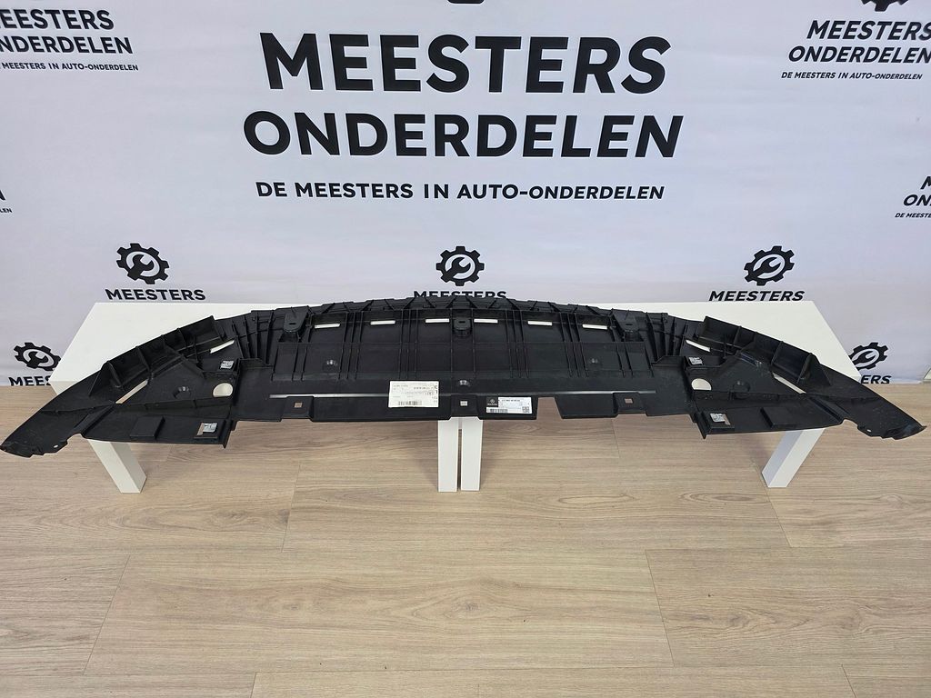 Mercedes A-Klasse (W177) Bumper onderplaat A177885490064