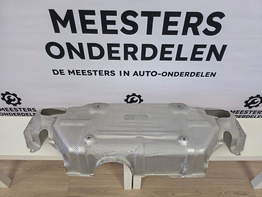 Mercedes A-Klasse (W177) Uitlaat Hitteschild A1776806207