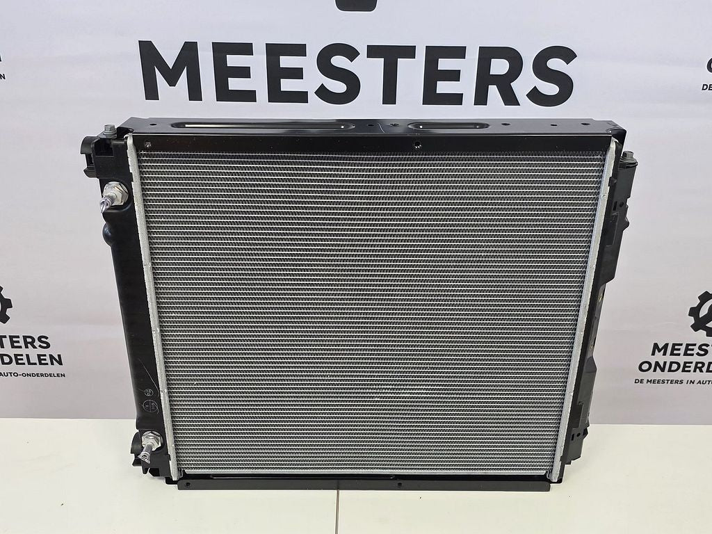 Mitsubishi Fuso Canter Radiateur NIEUW! ME418714