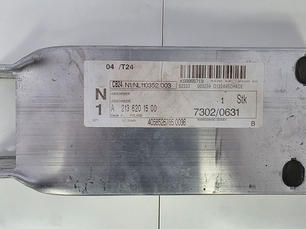 Mercedes Frontbalk nieuw! A2136201500