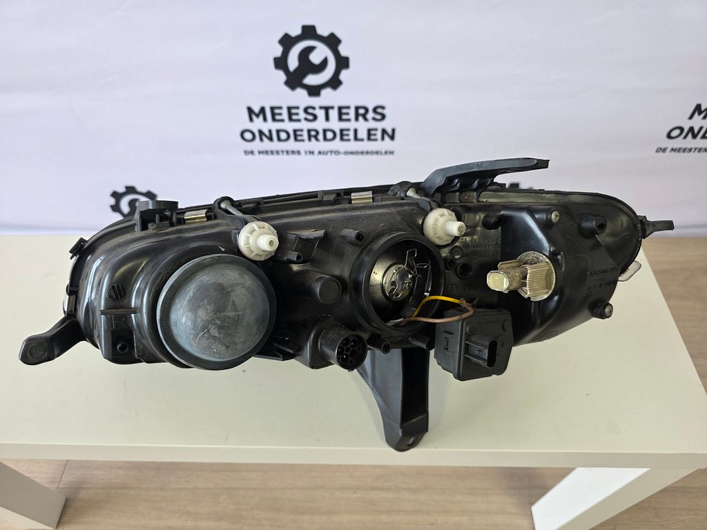 Opel Omega Koplamp rechts 01196094