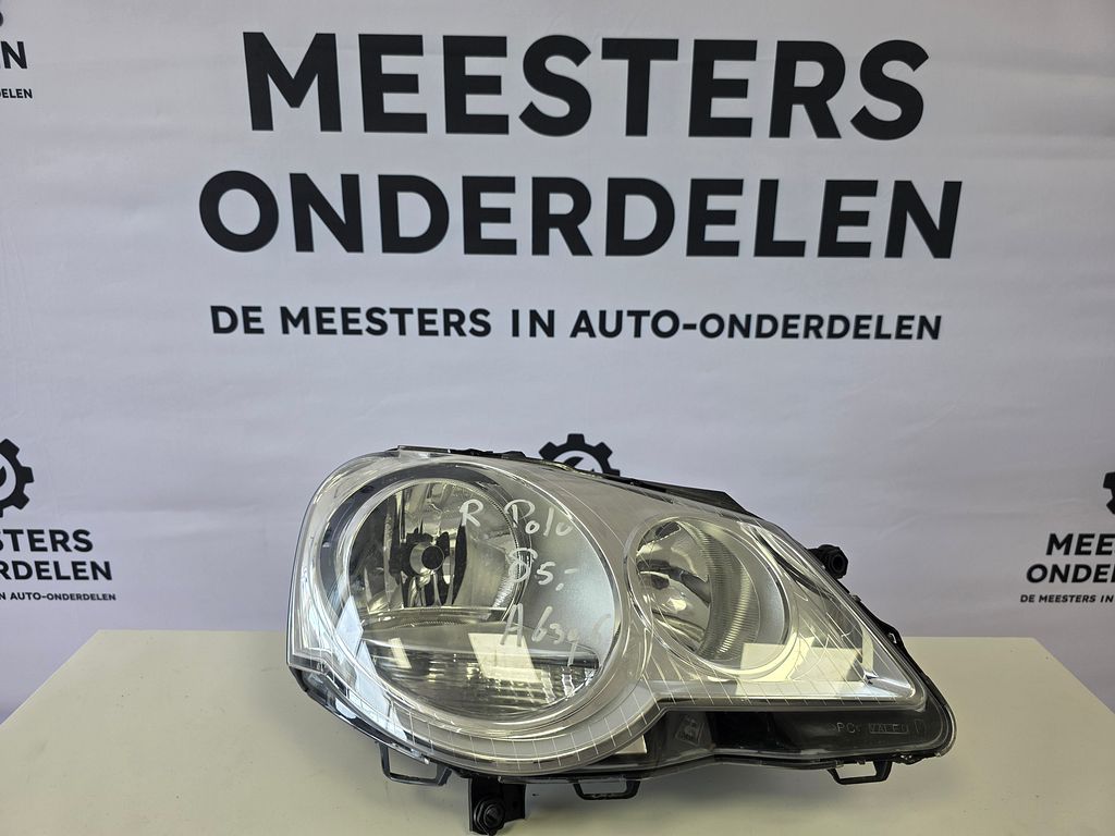 VW Polo IV Koplamp Rechts 89312009