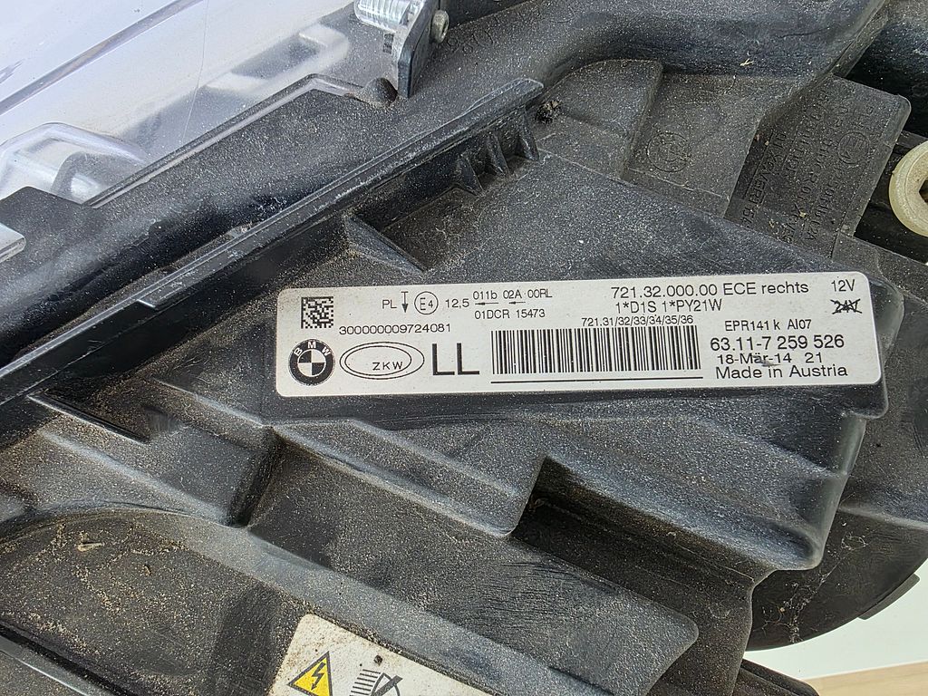 BMW 3 Serie (F30/F31) Koplamp Rechts 63117259526