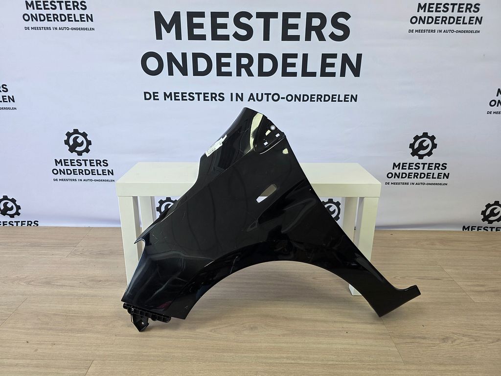Mitsubishi Space Star Zijscherm Links Voor 5220AT67