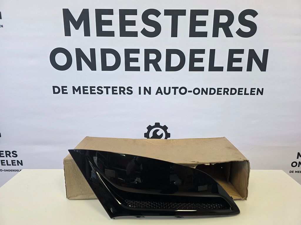 Opel Zafira C Tourer Mistlamp afdekplaat Rechts 13360775