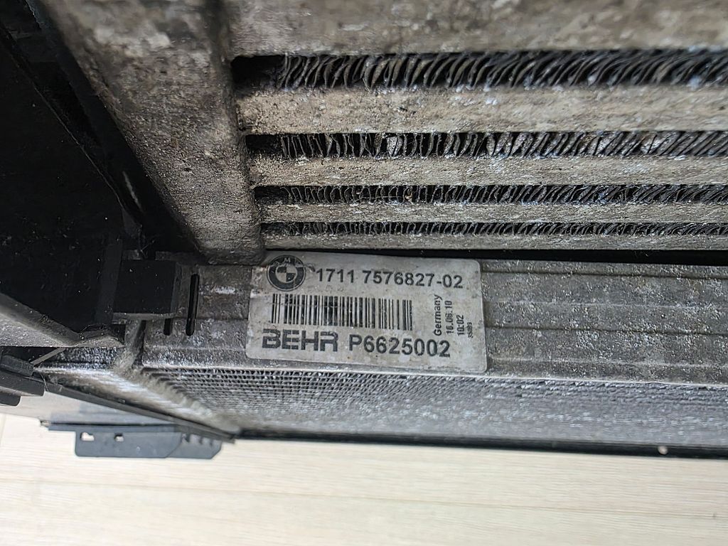 BMW 750i Koelerpakket COMPLEET 17117576827