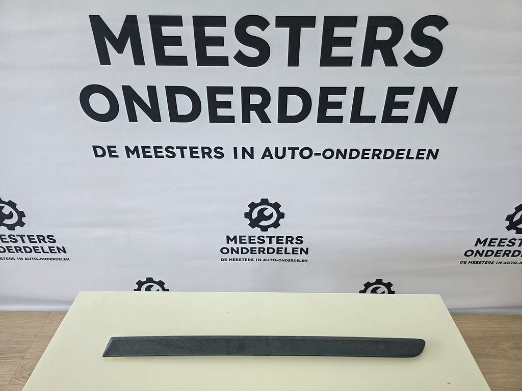 Volvo V50 Deurlijst NIEUW 39987038