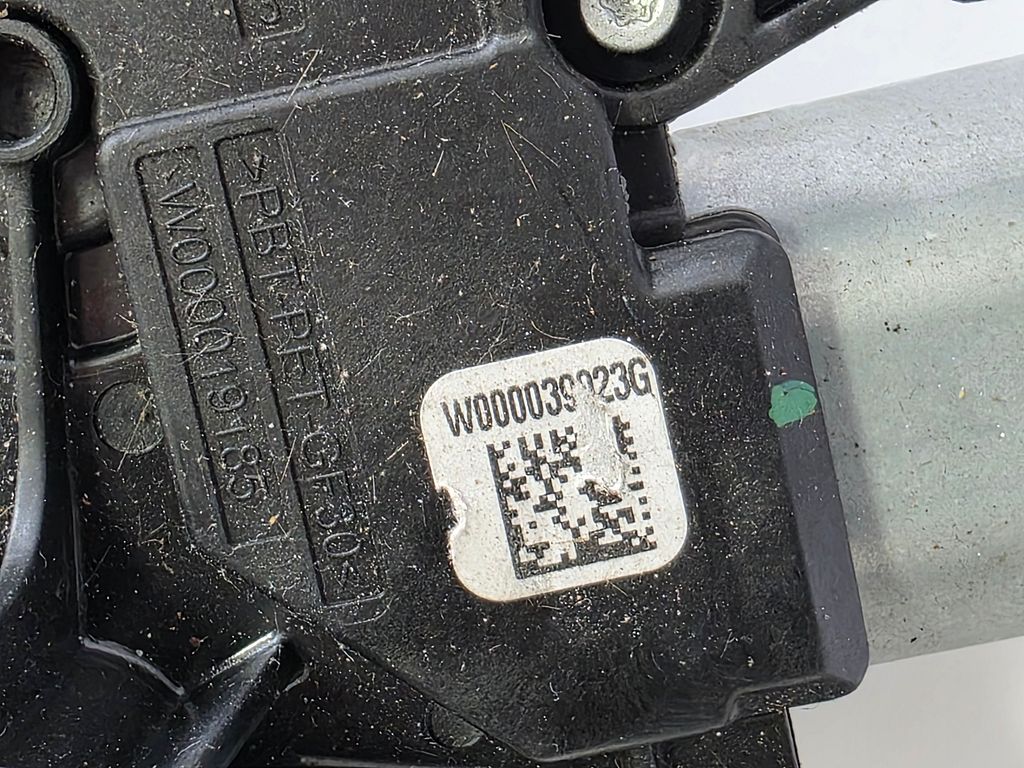 Nissan Qashqai (J11) Ruitenwissermotor Achter W000039923G