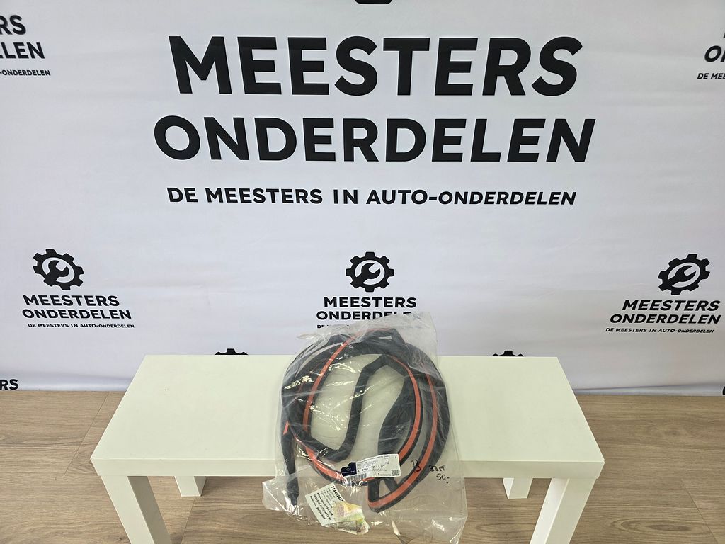 Mercedes C-Klasse Deurrubber A2047271187