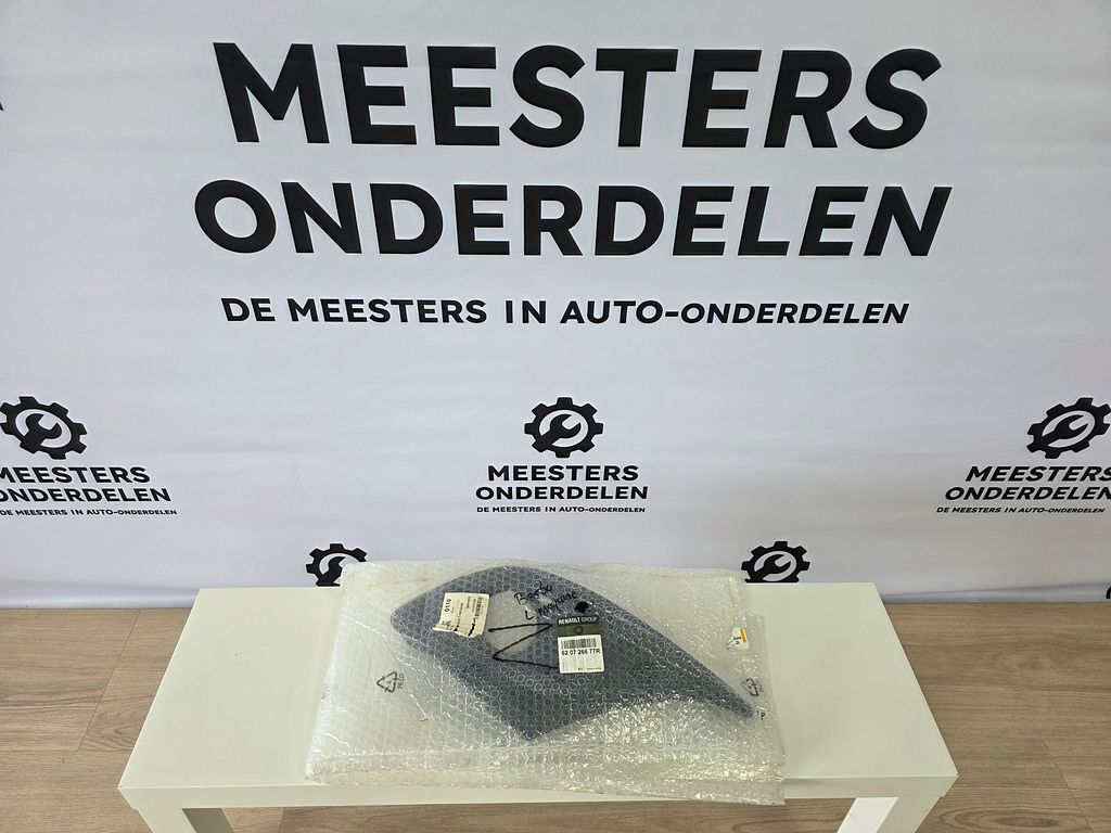 Renault Megane Mistlampsierlijst 620726677R