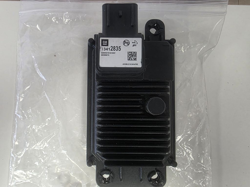 Opel Zafira C Tourer (P12) Radar Sensor 13412835