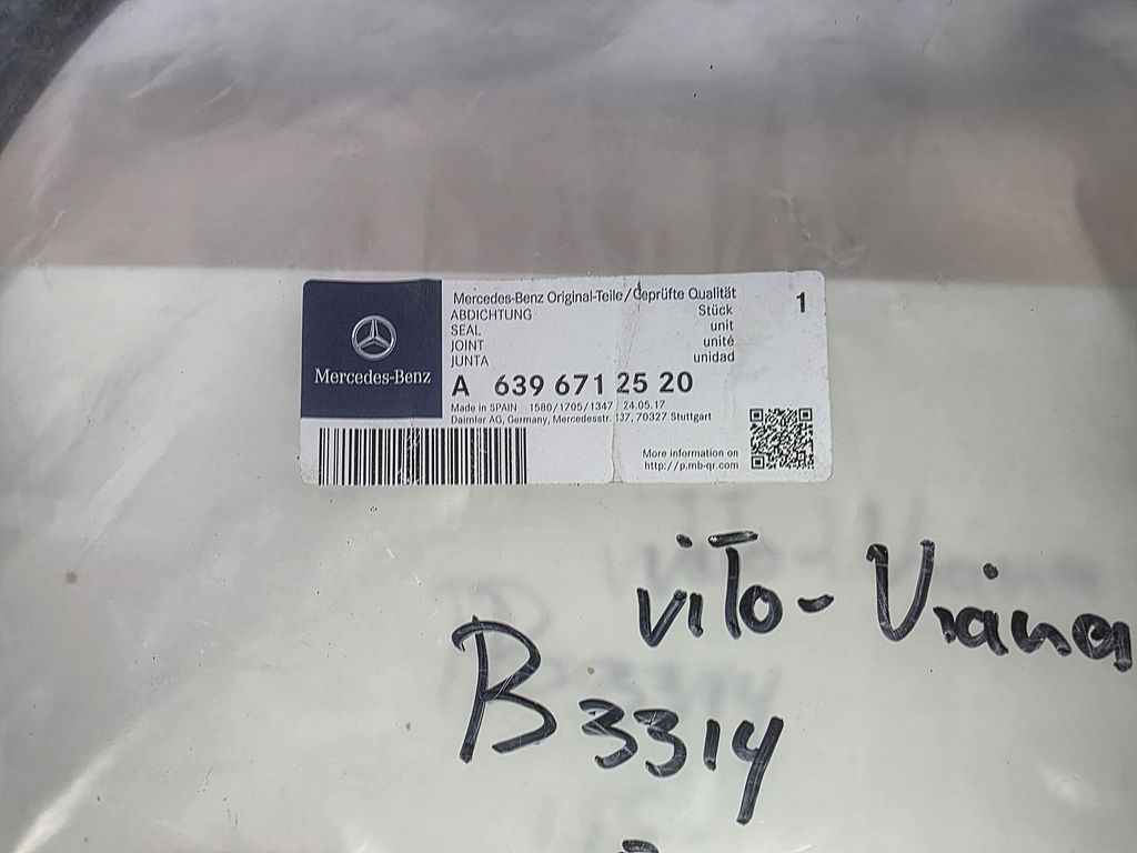 Mercedes Viano/Vito Zijraam Rubber A6396712520