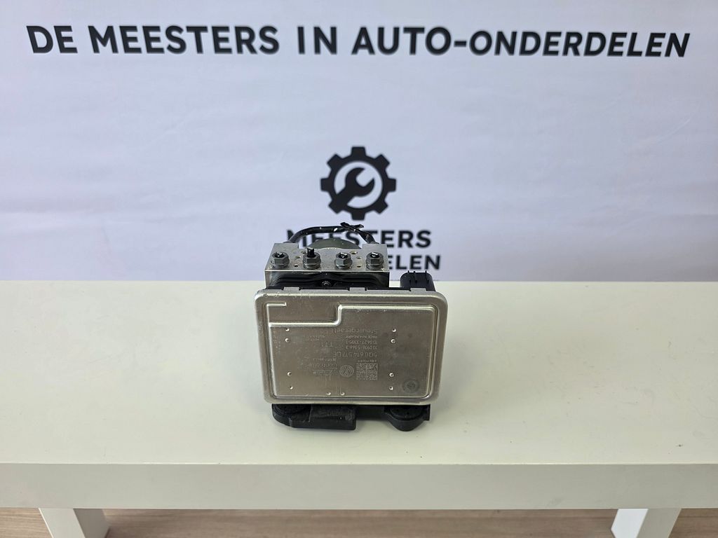 VW AUDI ABS POMP 5Q0614517DE