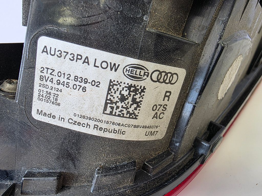 Audi A3 Sportback (8VA/8VF) Achterlicht Rechts 8V4945076
