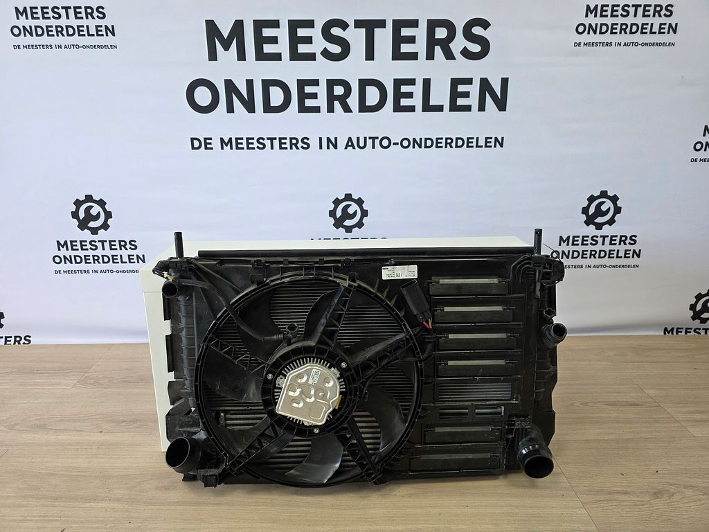 BMW 1Serie (F40) Koelerset 8586324