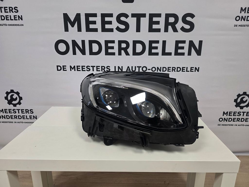 Mercedes GLC (W253) LED Koplamp Rechts A2539062602