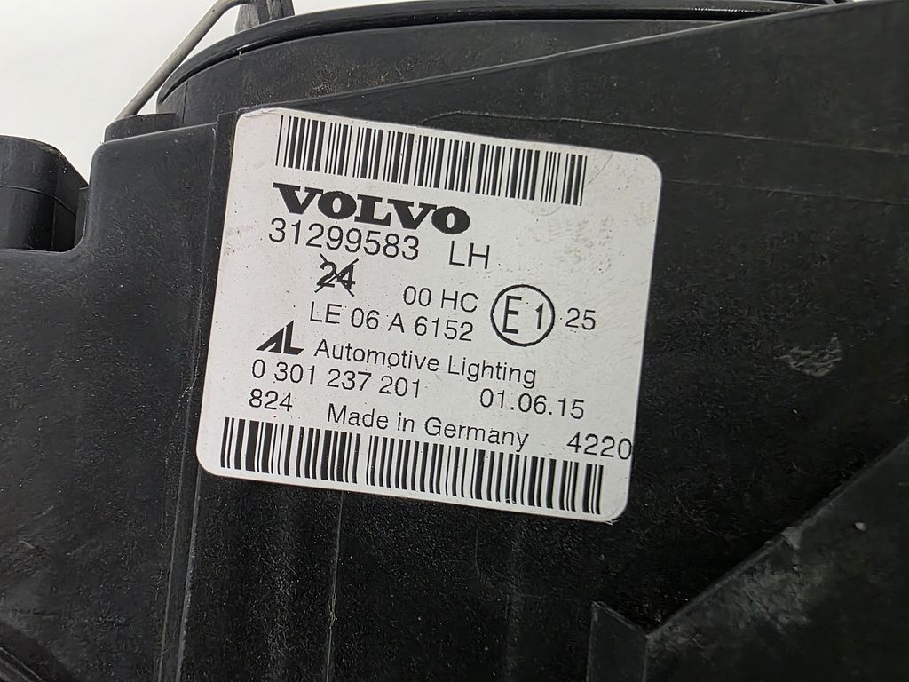 Volvo S40 V50 Koplamp Links H7 Halogeen 31299583