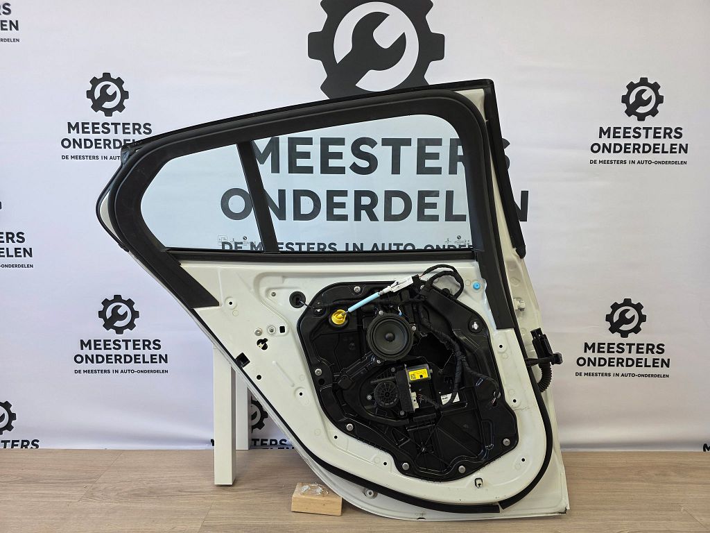 BMW 1 serie 2020 Portier compleet Links achter origineel GEBRUIKT 41528737063