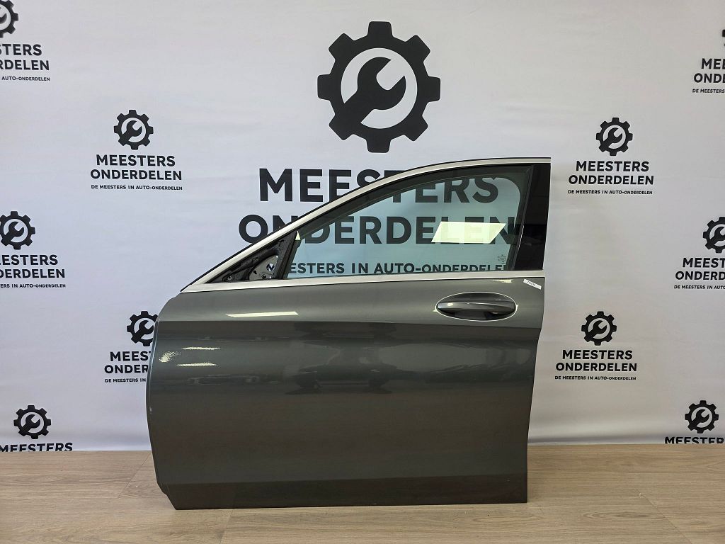 Mercedes C-Klasse W205 Portier Links voor A2057300105