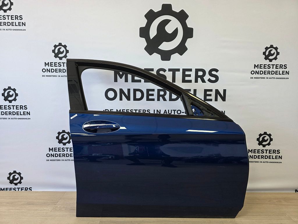 Mercedes C-Klasse W205 Portier Rechts voor A2057300105