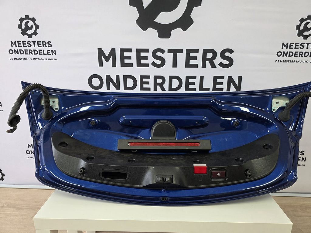 Mercedes C205 kofferdeksel orig gebruikt A2067500400 K002