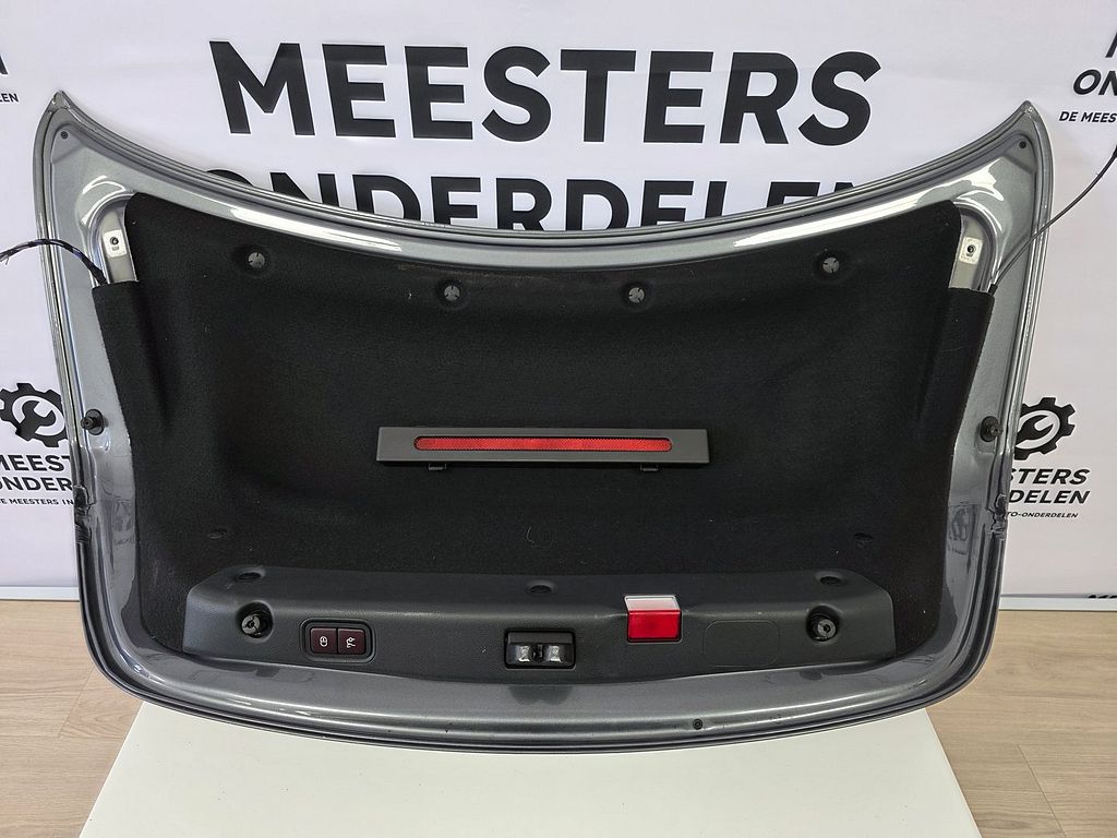 Mercedes E W213 kofferdeksel orig gebruikt A2137503400 K0010