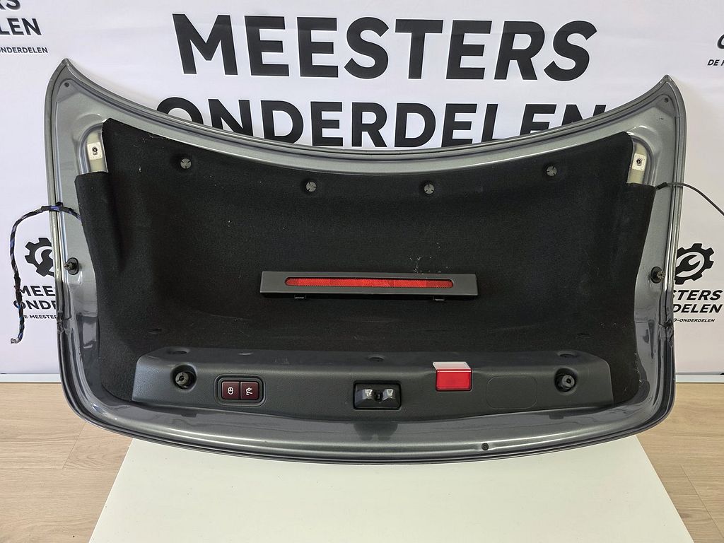 Mercedes E W213 kofferdeksel orig gebruikt A2137503400 K009