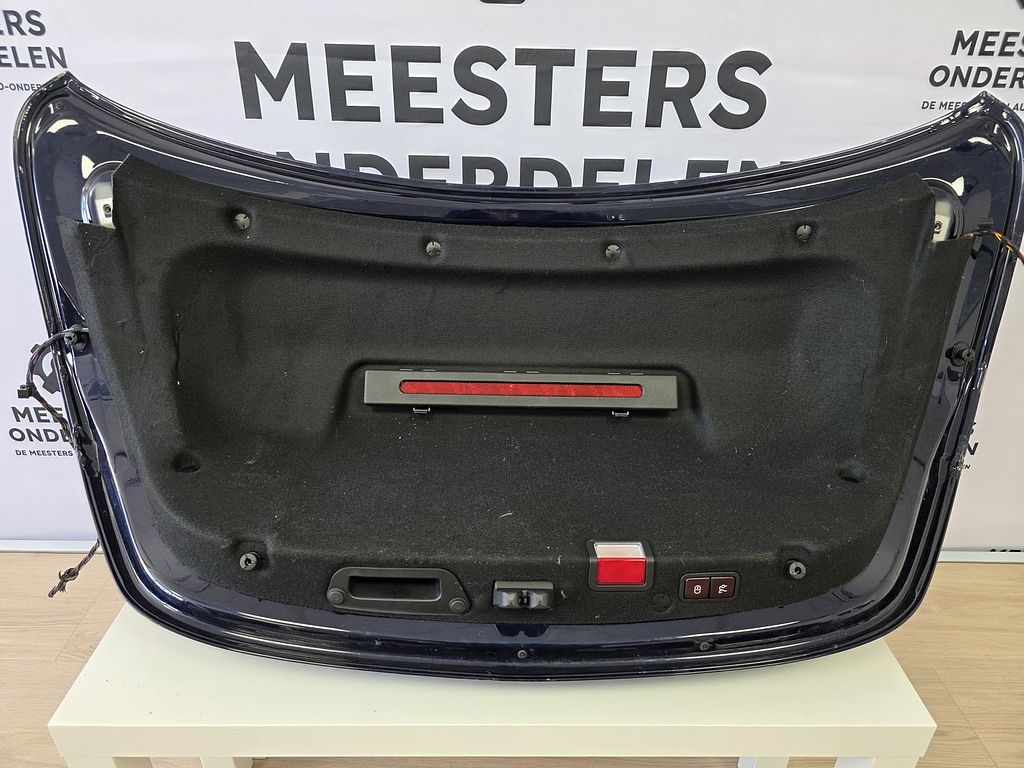 Mercedes W205 kofferdeksel orig gebruikt A2057500075 K005