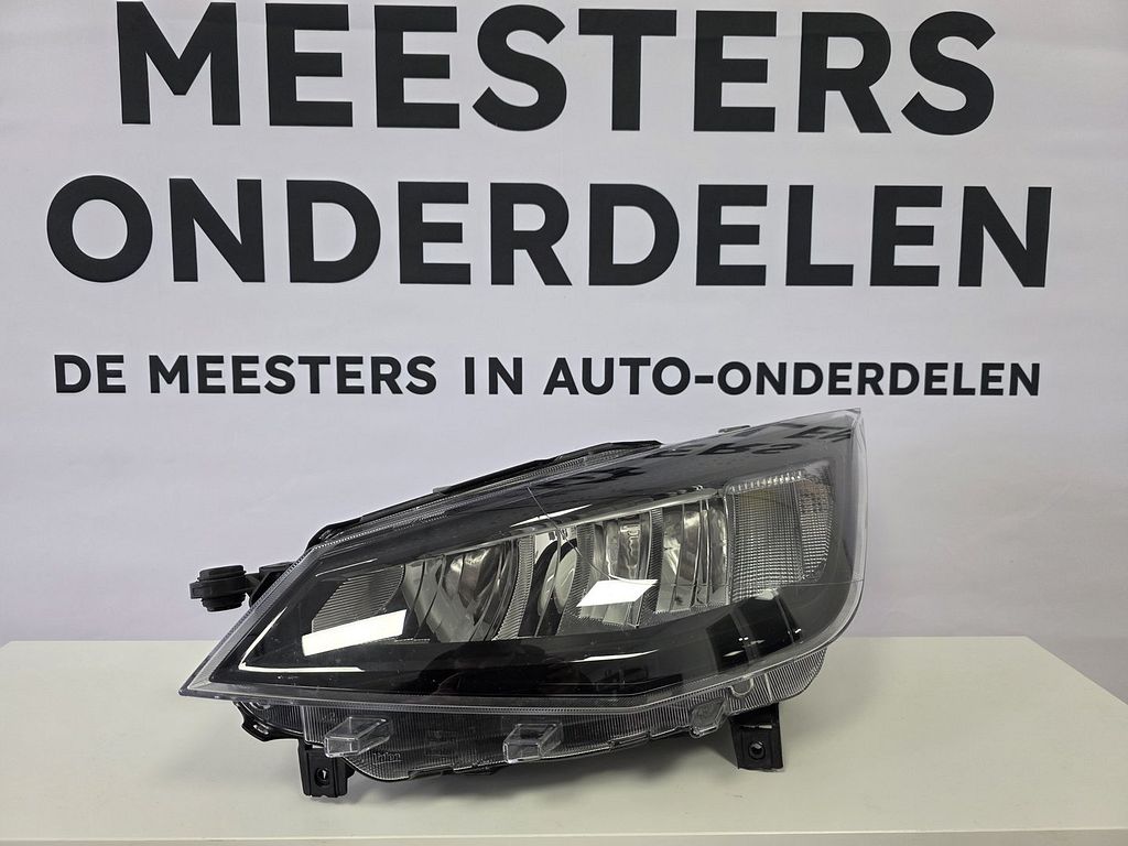 Seat Ibiza 6F Facelift LED Koplamp Links 6F1941005E